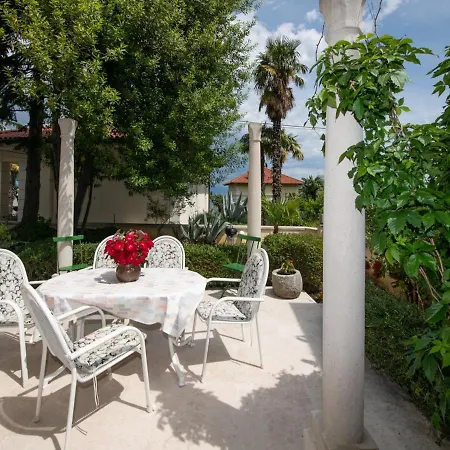 Apartment Marina With Sea View