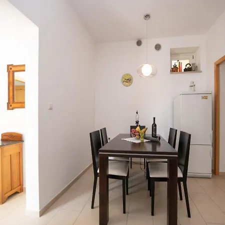 Apartment Marina With Sea View Lovran